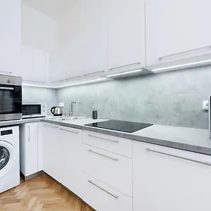 Roof Апартаменты Прага